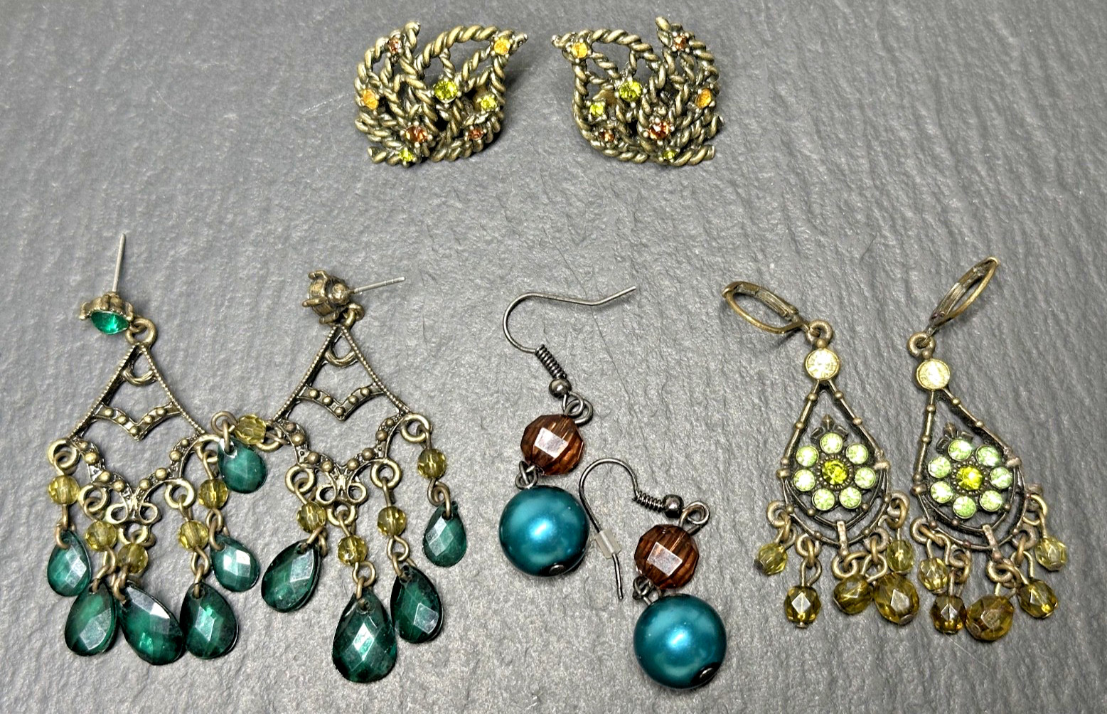 4 PAIR VINTAGE EARRINGS FOR PIERCED EARS IN GREENS, BROWNS N186