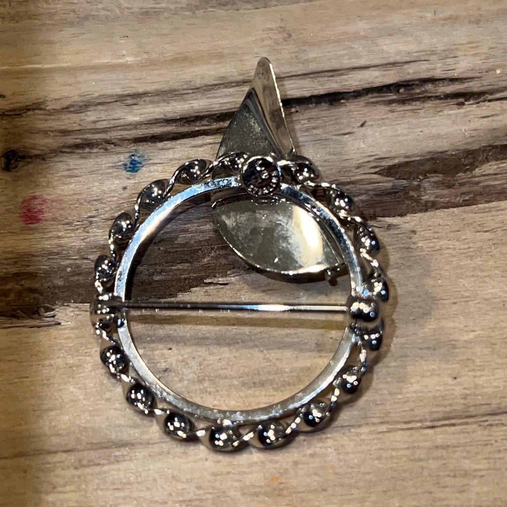 1950’s Fan Fair Circle Silver Tone Brooch Vintage Faux Pearl