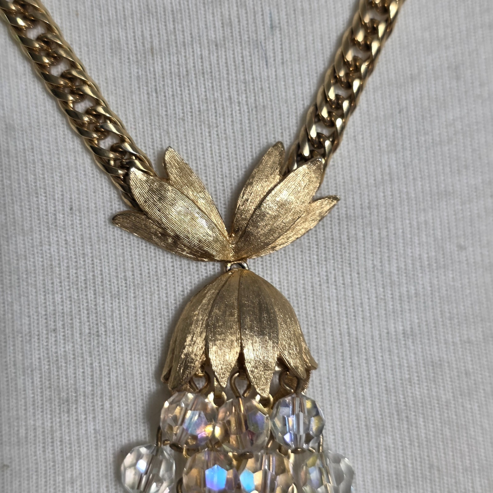 Vintage Gold-Tone Cascading Grape Cluster Necklace Clear Crystal Rhinestones