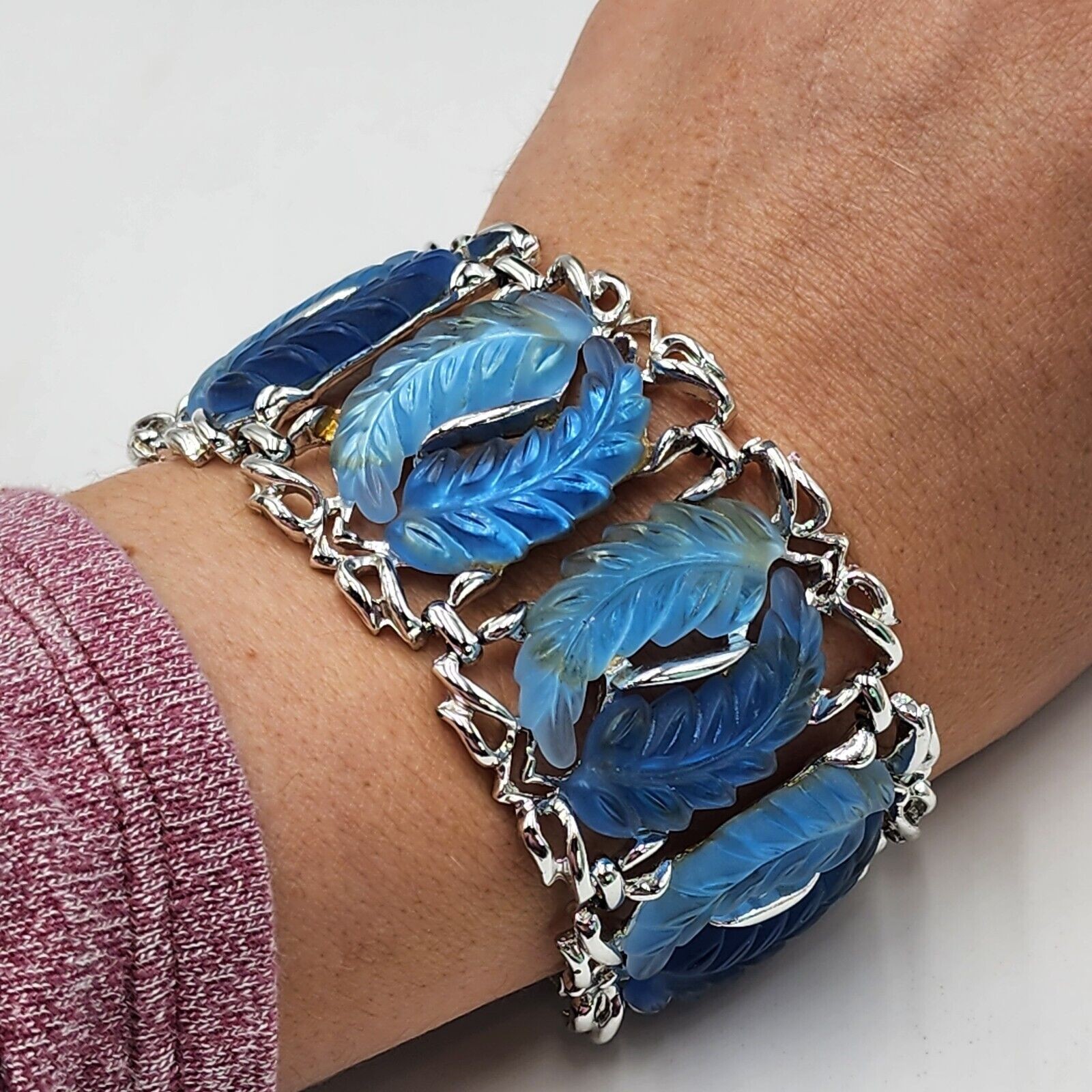 Vintage Blue Tones Thermoset Panel Wide Leaf Bracelet Cuff Mid Century 7.5″