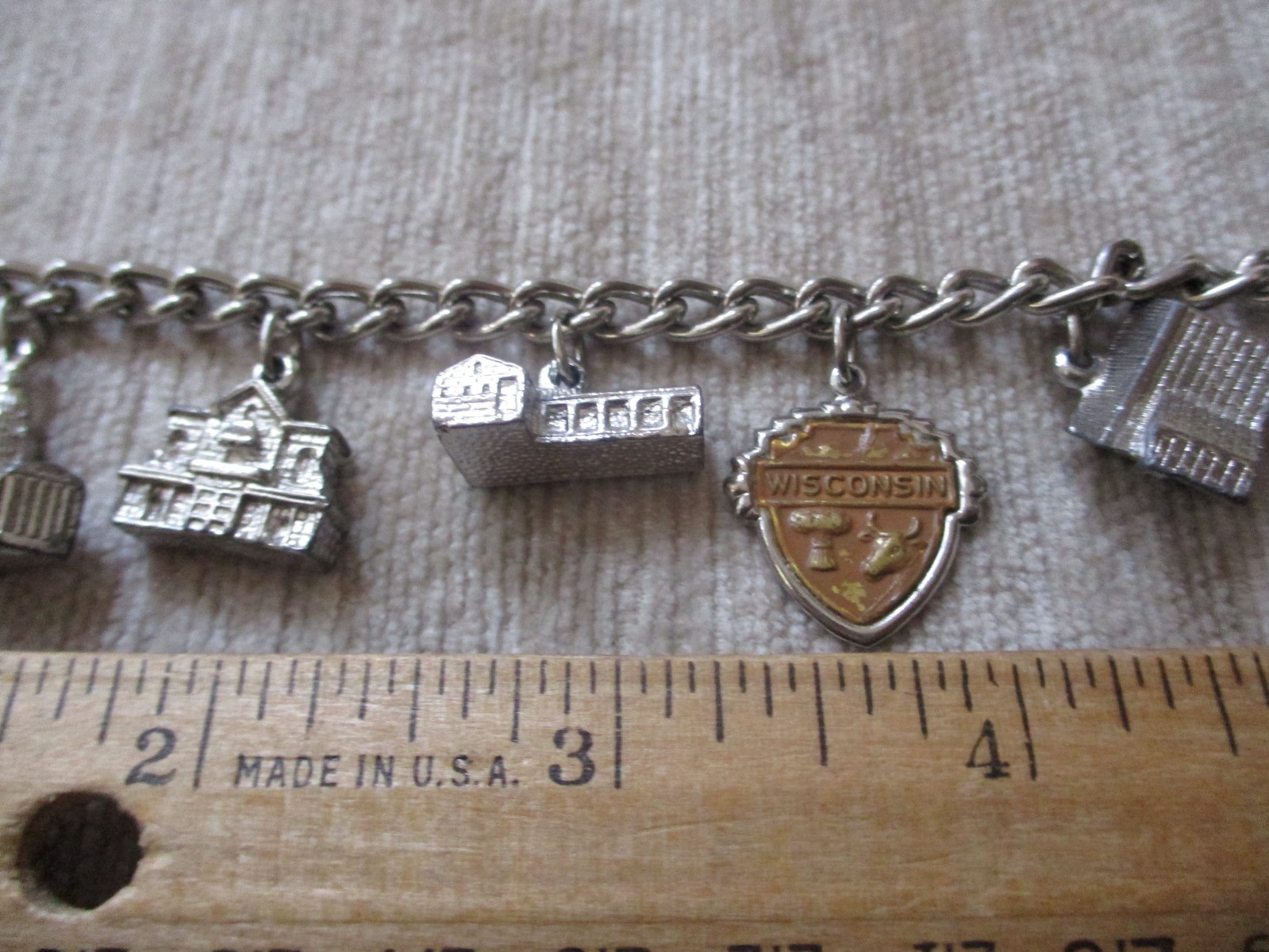 Vintage Silvertone Dangle Bracelet Wisconsin Seal and Buildings
