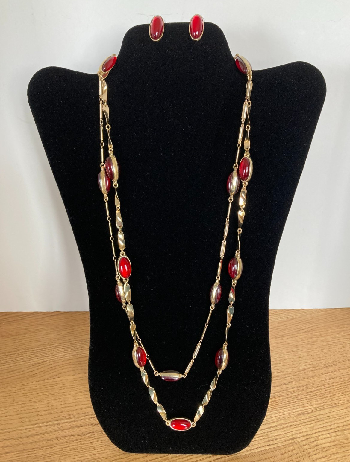Coldwater Creek Gold Tone Red Cabochon Bead Double Strand Necklace Earrings Set