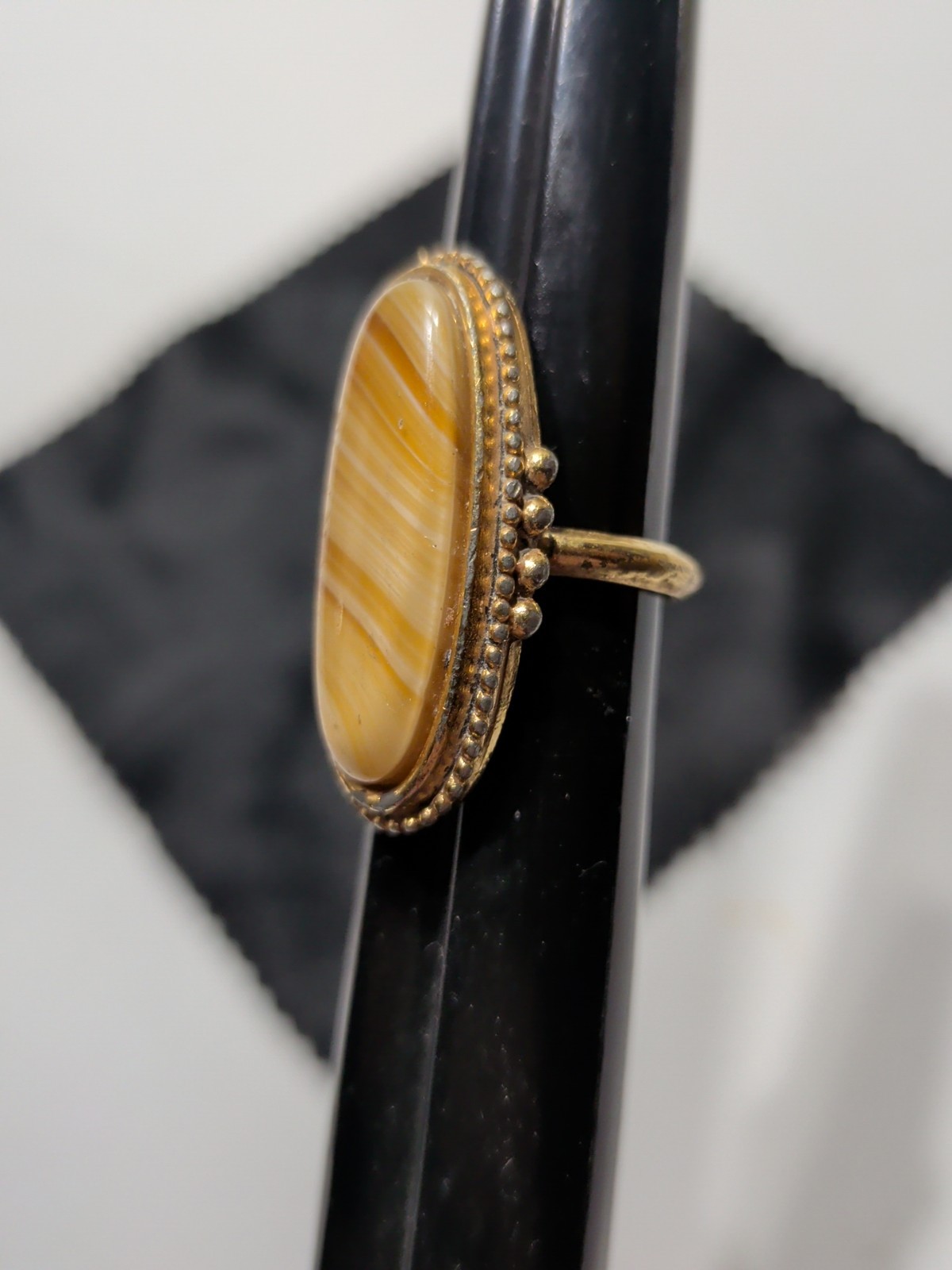✨VINTAGE✨ 1978 STRIPED BROWN AGATE RING SHIMMERING SANDS – SIZE 4¾