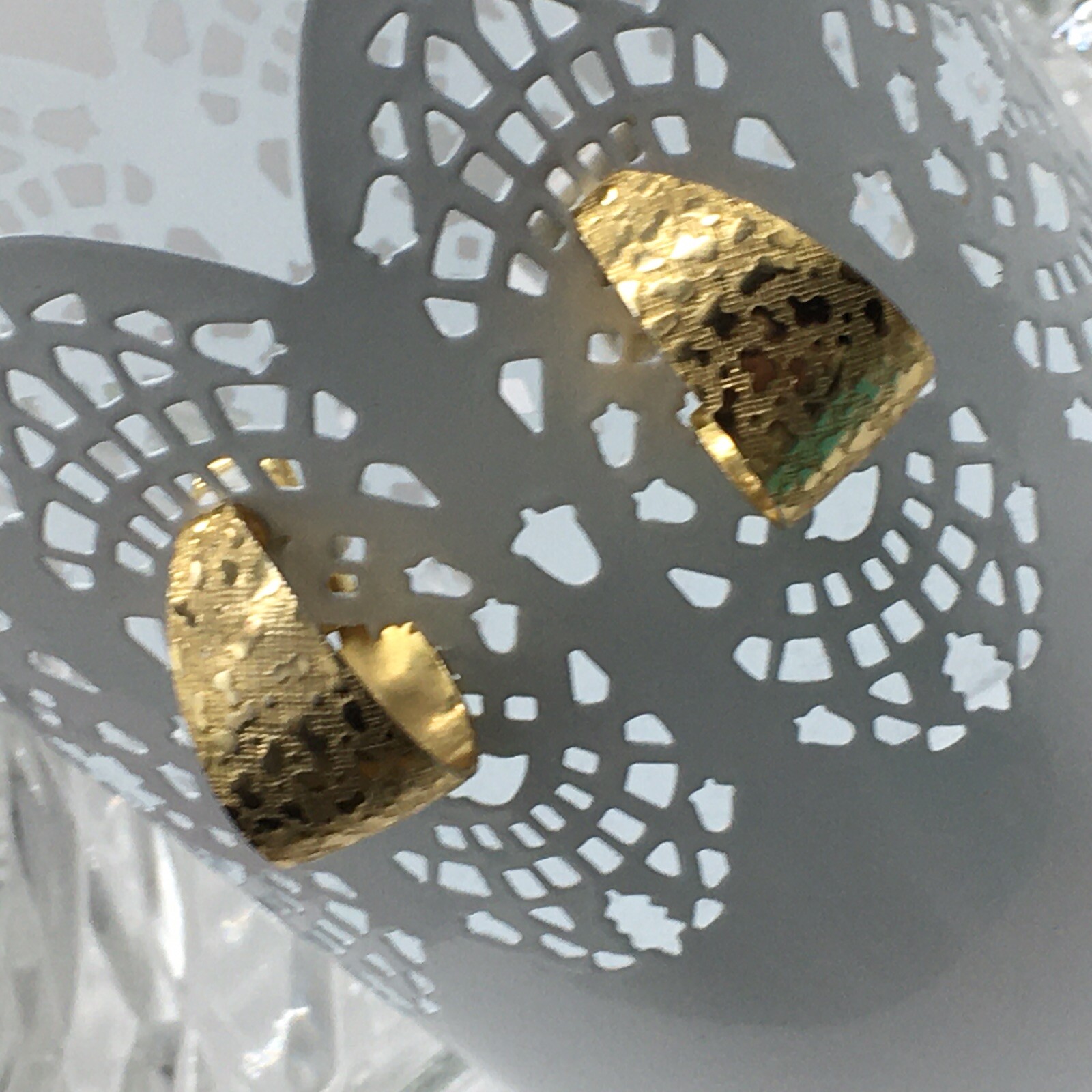 Lightweight Textured Gold Tone Wide Long Hoop 1”