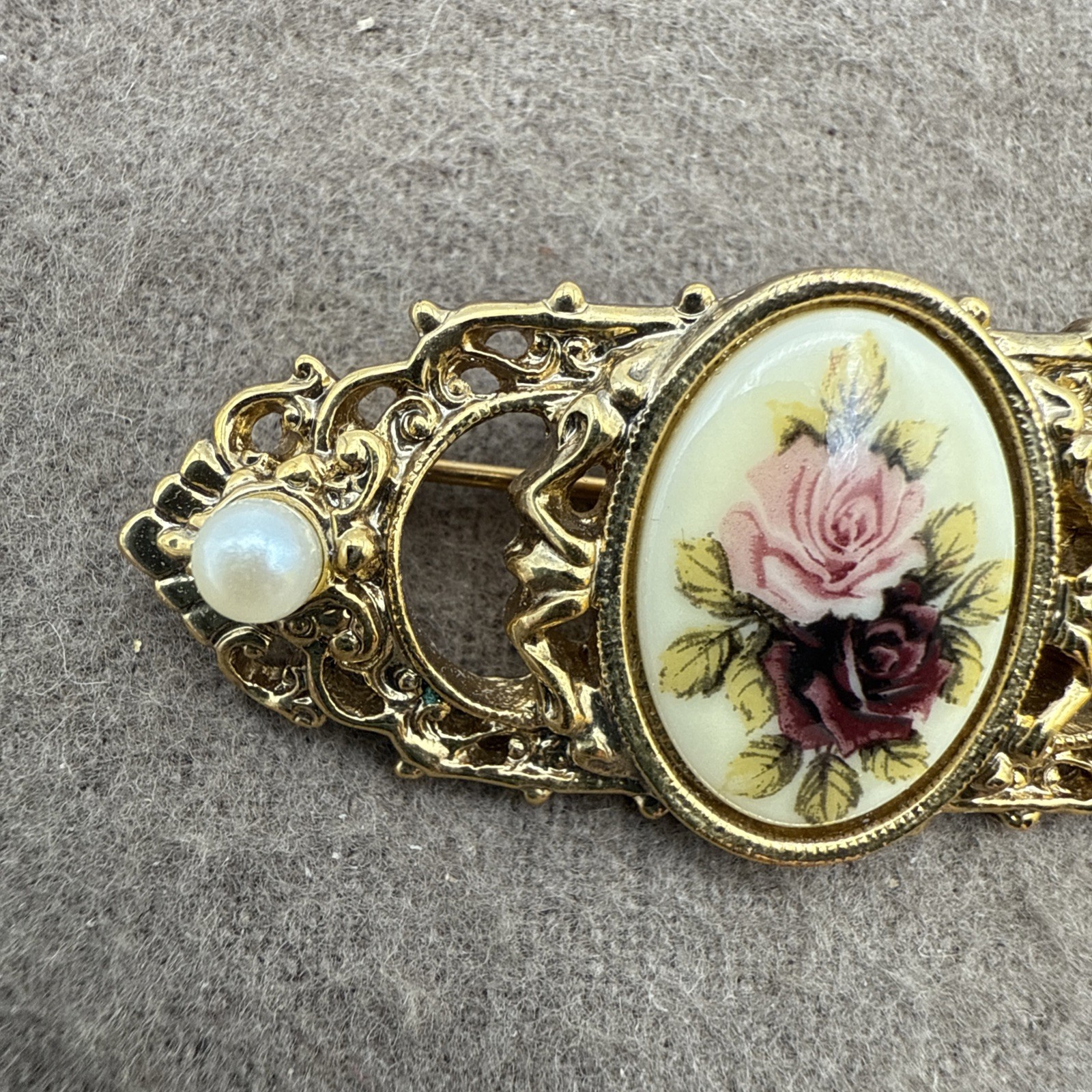 Vintage 1980’s Victorian Revival Brooch Gold Tone Rose Faux Pearls