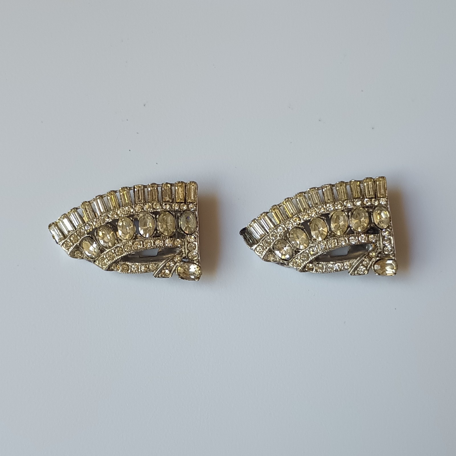 Gold Tone Clear Baguette Rhinestone Dress/Scarf Clip Set 2pc w/ Connector Bar