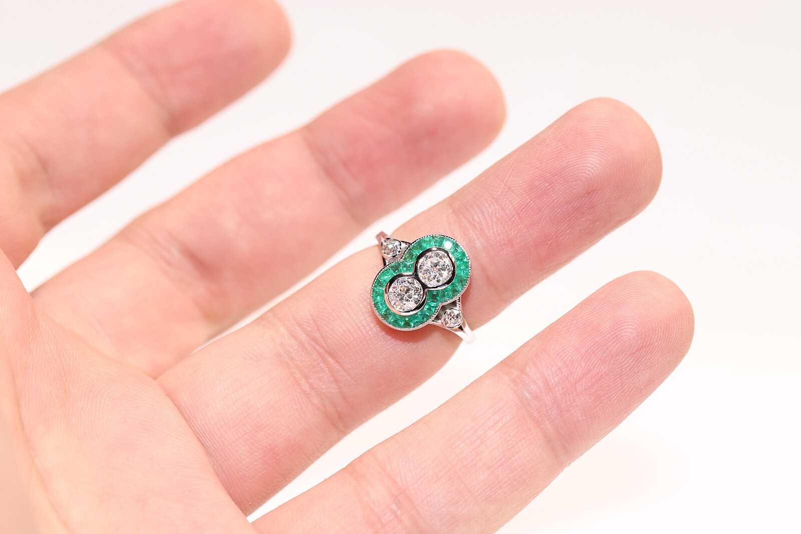 New Made 18k Gold Natural Old Cut Diamond And Caliber Cut Emerald Ring