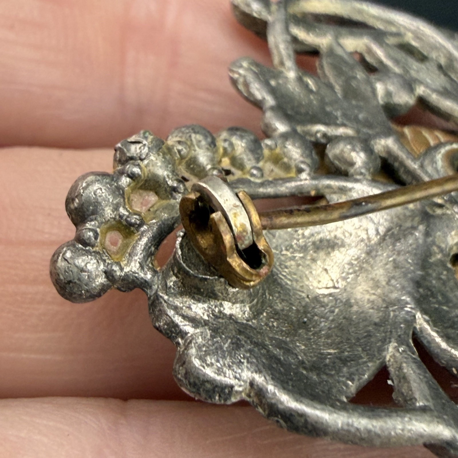Vintage Potmetal Brooch Flower Basket Rhinestone New England Glassworks READ