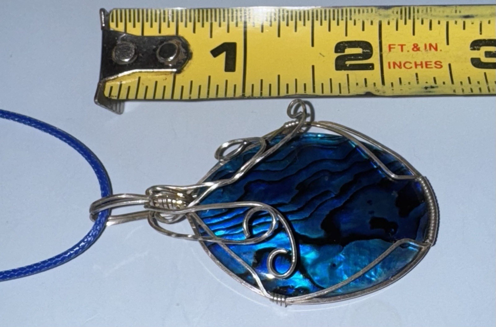 Vintage Sterling Silver Wire Blue Abalone Paua Shell Pendant On Cord Necklace