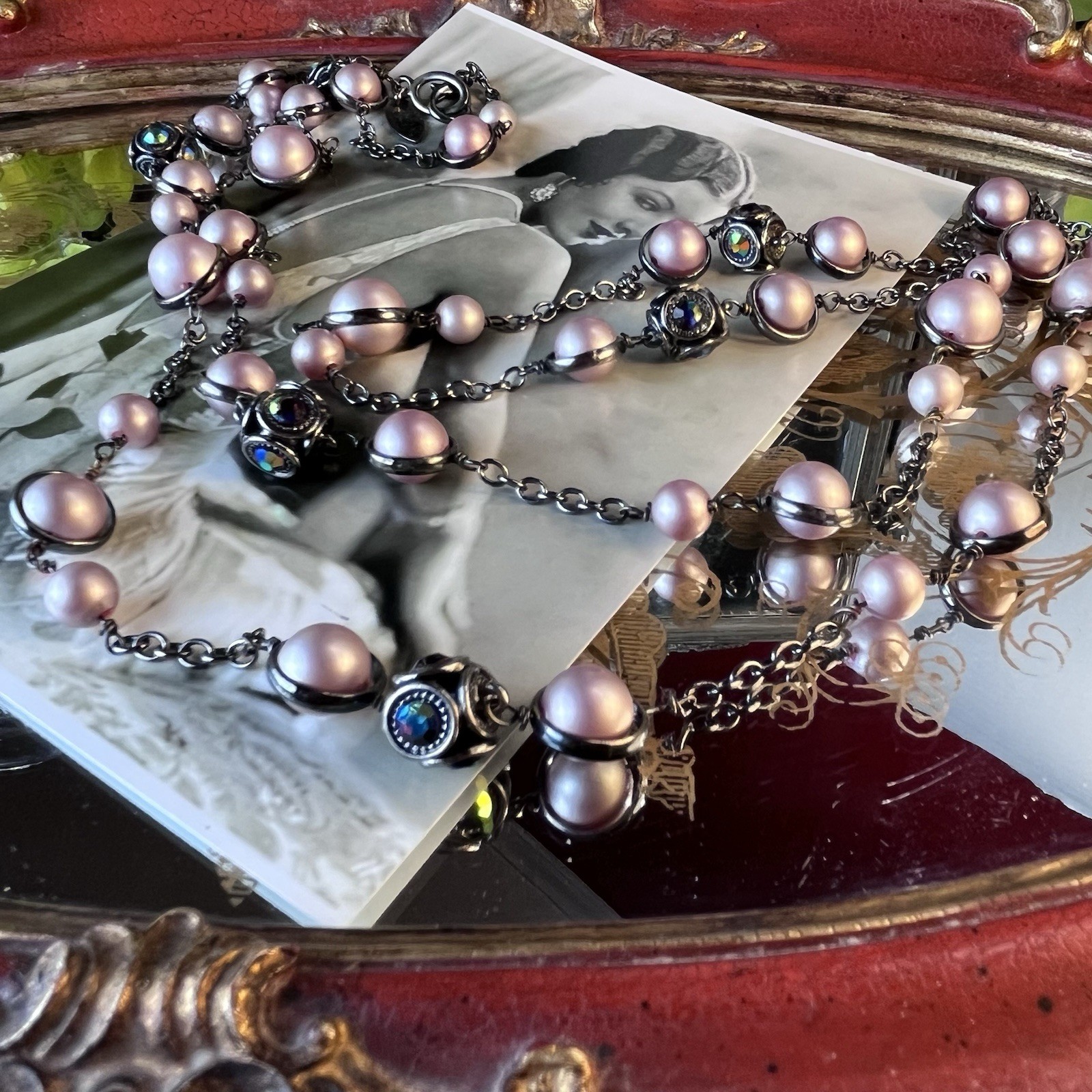 Vtg Coldwater Creek 52” Lavender Beaded Sautoir Necklace – AB Crystals -Gunmetal