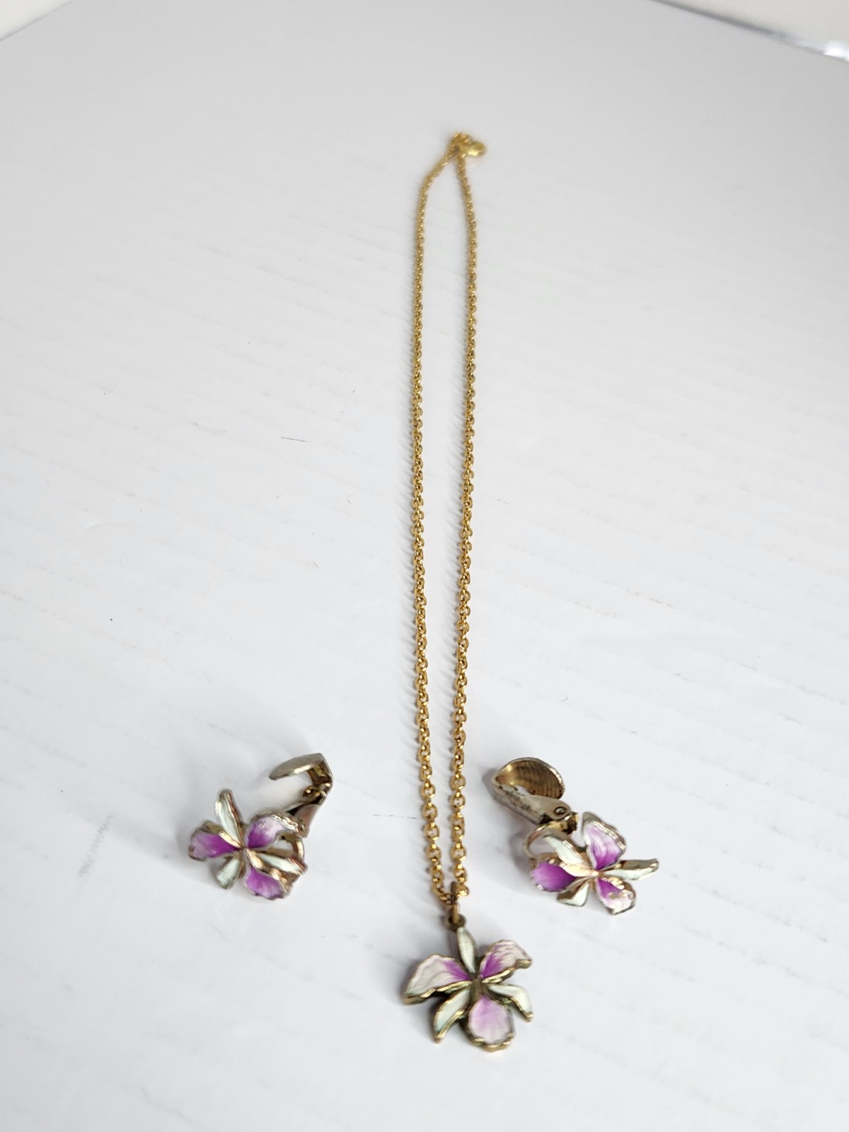 Vintage Orchid Flower Enamel Necklace & Clip-On Earrings Set Purple Gold Tone