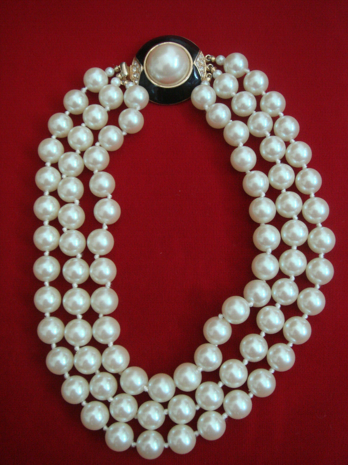 GAY BOYER FAUX PEARLS 3 STRANDS NECKLACE