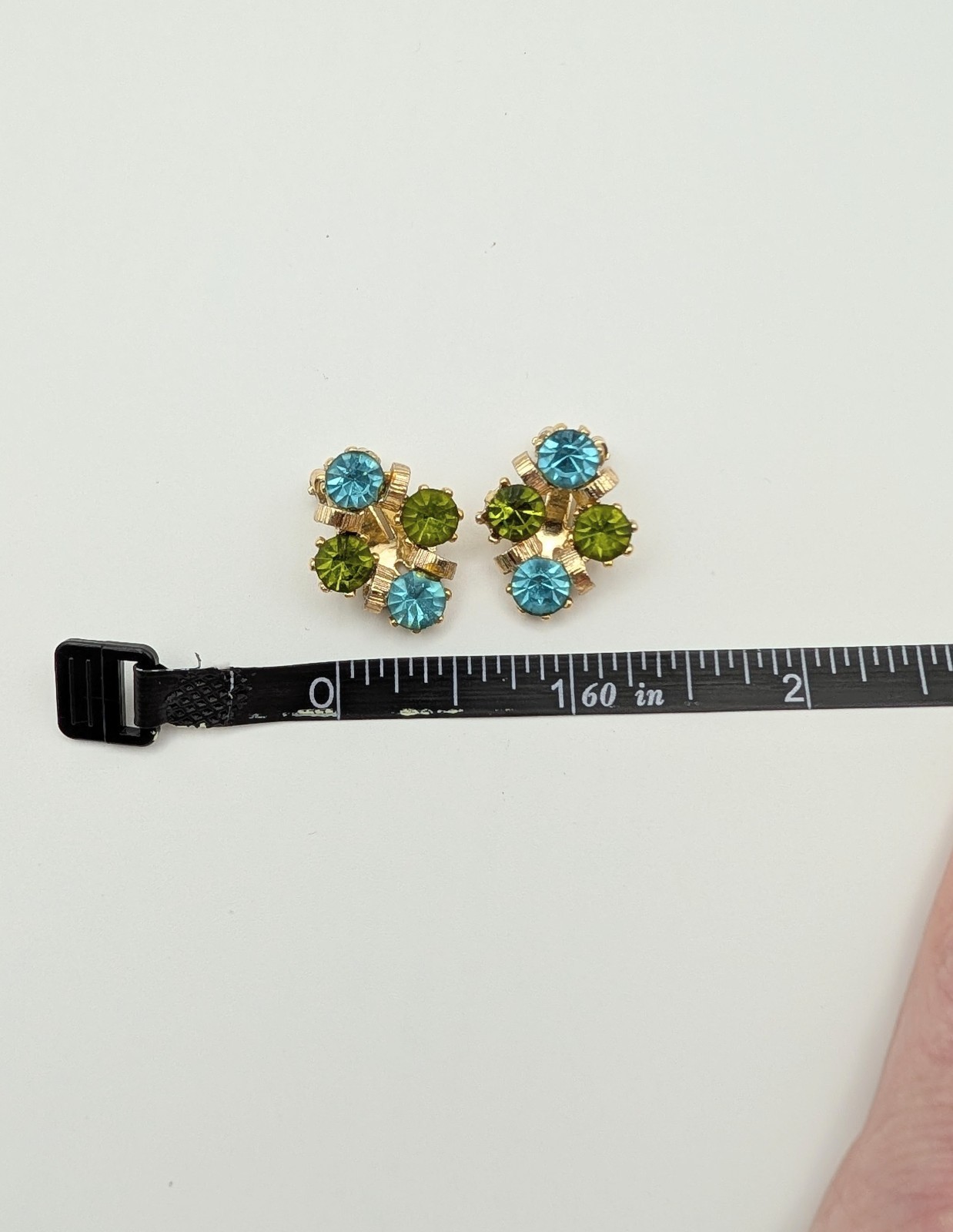 Vintage 1950’s Blue And Green Cluster Clip-on Earrings And Brooch