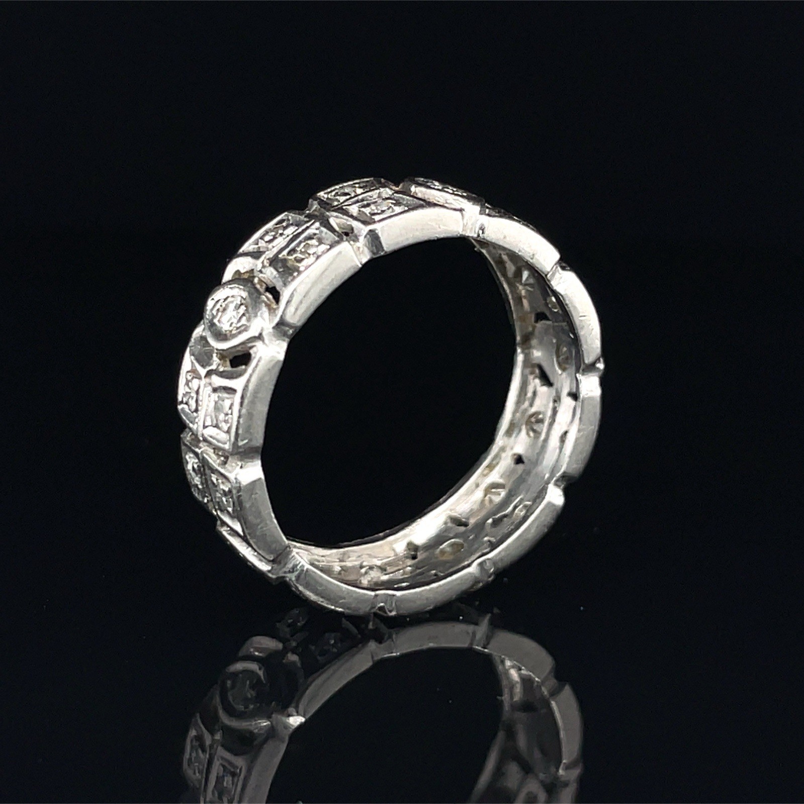 Art Deco 0.35 Carat Platinum Diamond Eternity Band