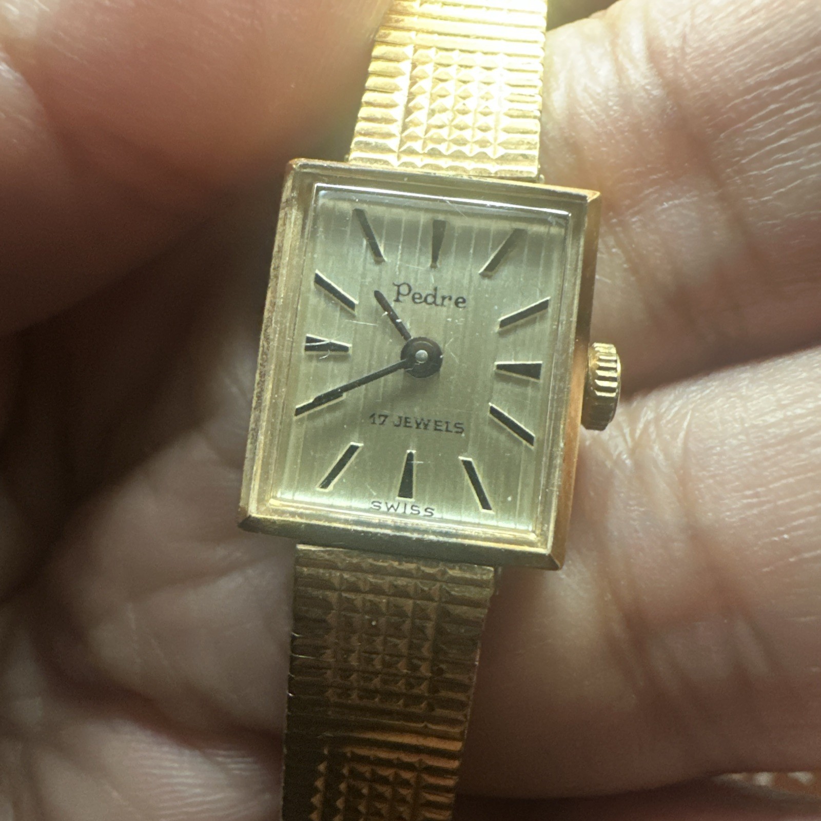 Working Vintage Pedre 17 Jewels Manual Wind Ladies Gold Tone 15mm Fit 6in Rare