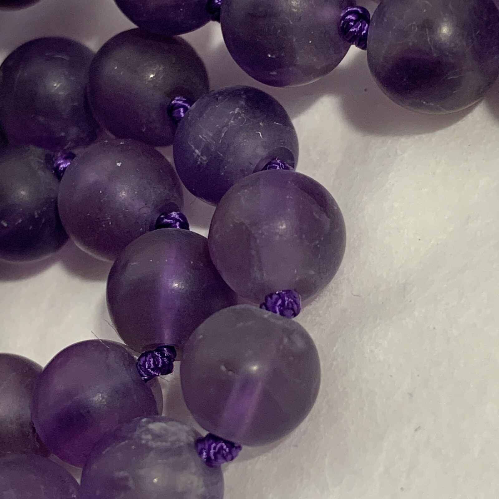 VTG Purple Amethyst Frosted Glass Bead Necklace Hand Knotted 63″ No Clasp 7mm