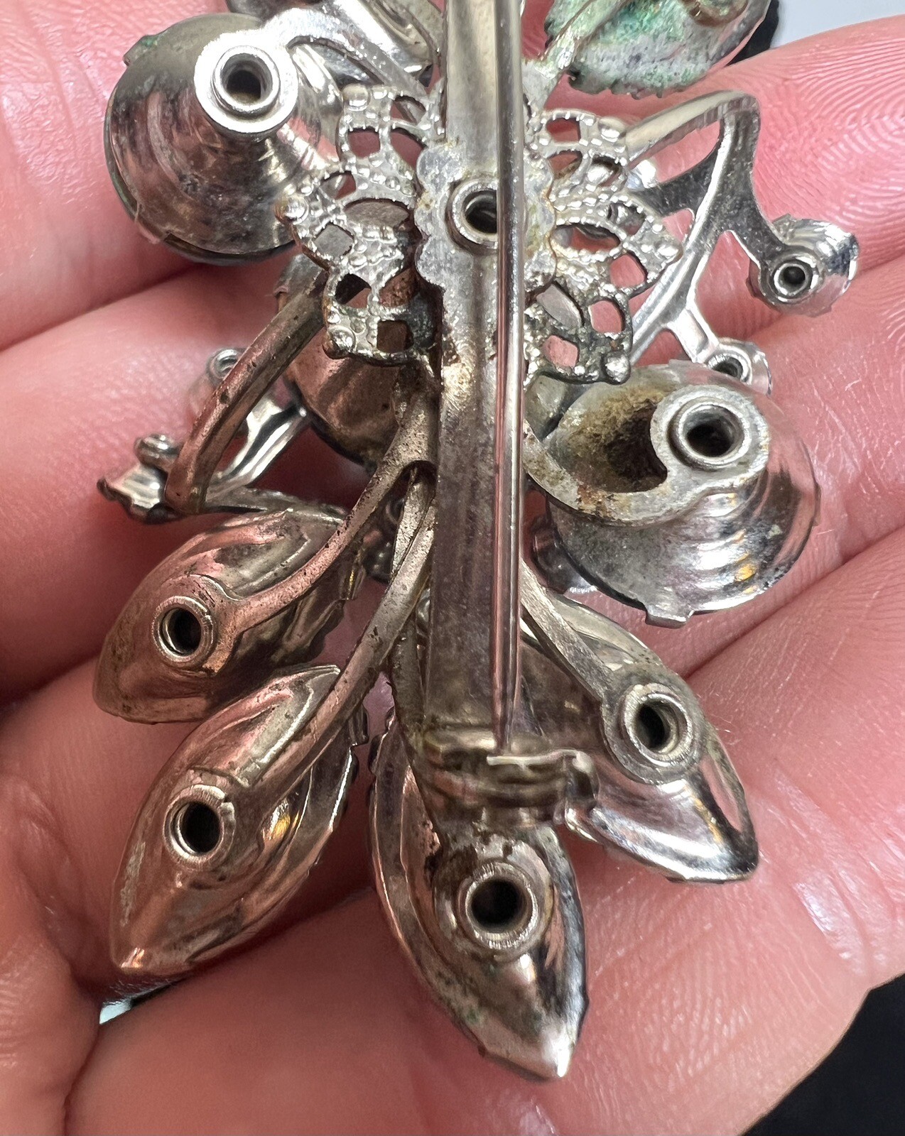 VTG Blue Tones Floral Design Rhinestone Brooch Silver Toned Metal 2.5” Rare