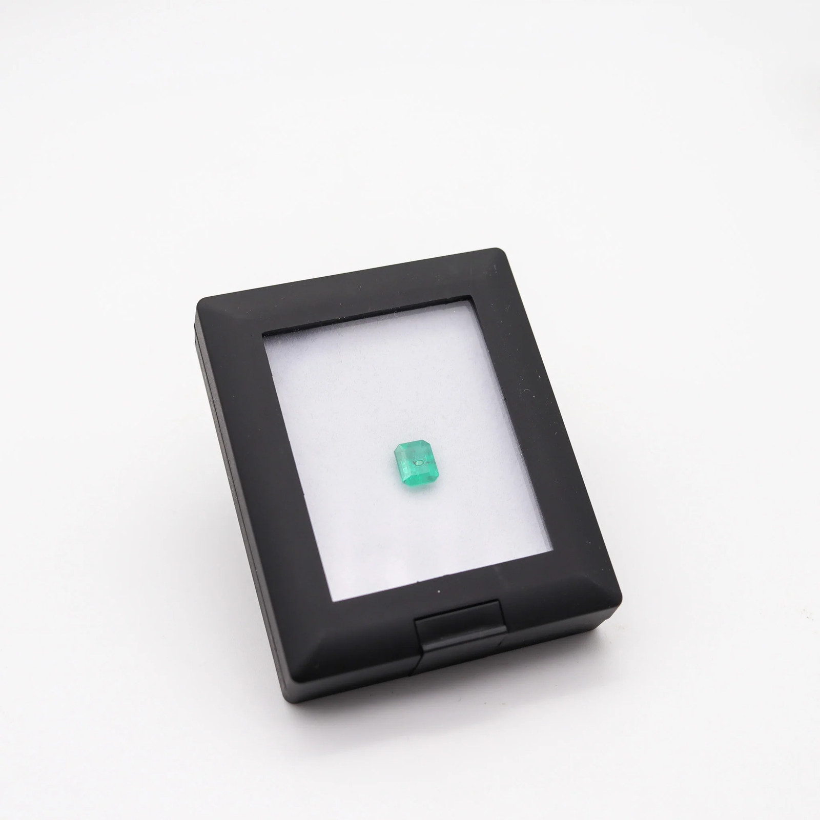 GIA CERTIFIED Emerald Rectangular Shape Vivid Green 1.59 Carats GIA-2225072297