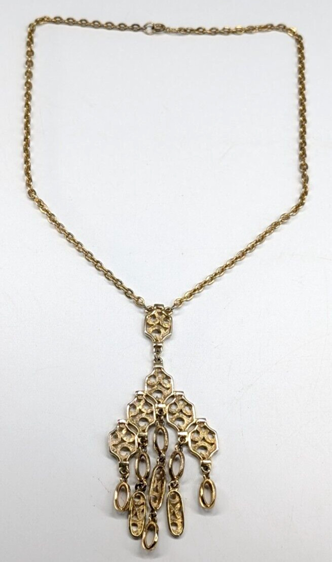 Vintage Gold Tone Dangle Openwork Pendant Statement Chain Necklace 20″ Long