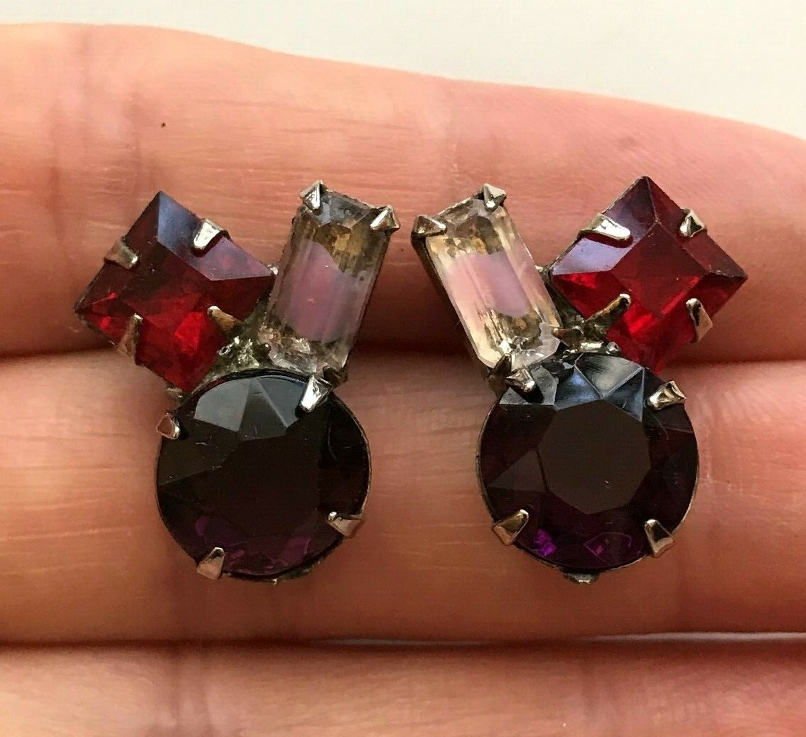 Cute Vintage Red Purple Pink Facetted Pronged Rhinestones Pierced Earrings