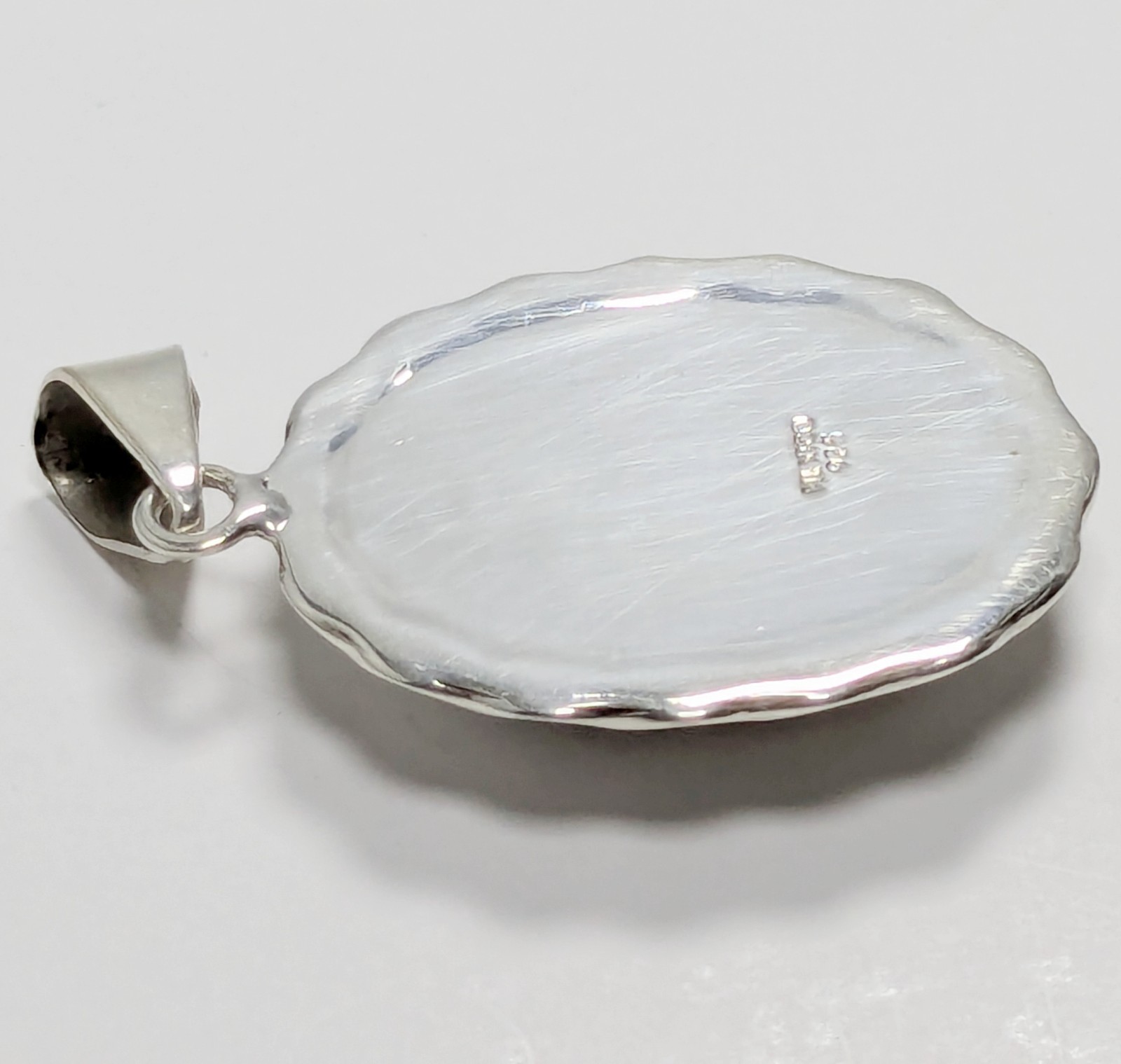 925 Mexico Sterling Silver Black Onyx Pendant 16 grams Preowned