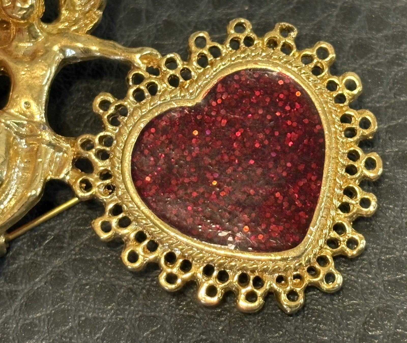 VTG Brooch Cupid Gold Toned Angel Red Glitter Heart Cherub Valentine Love Pin