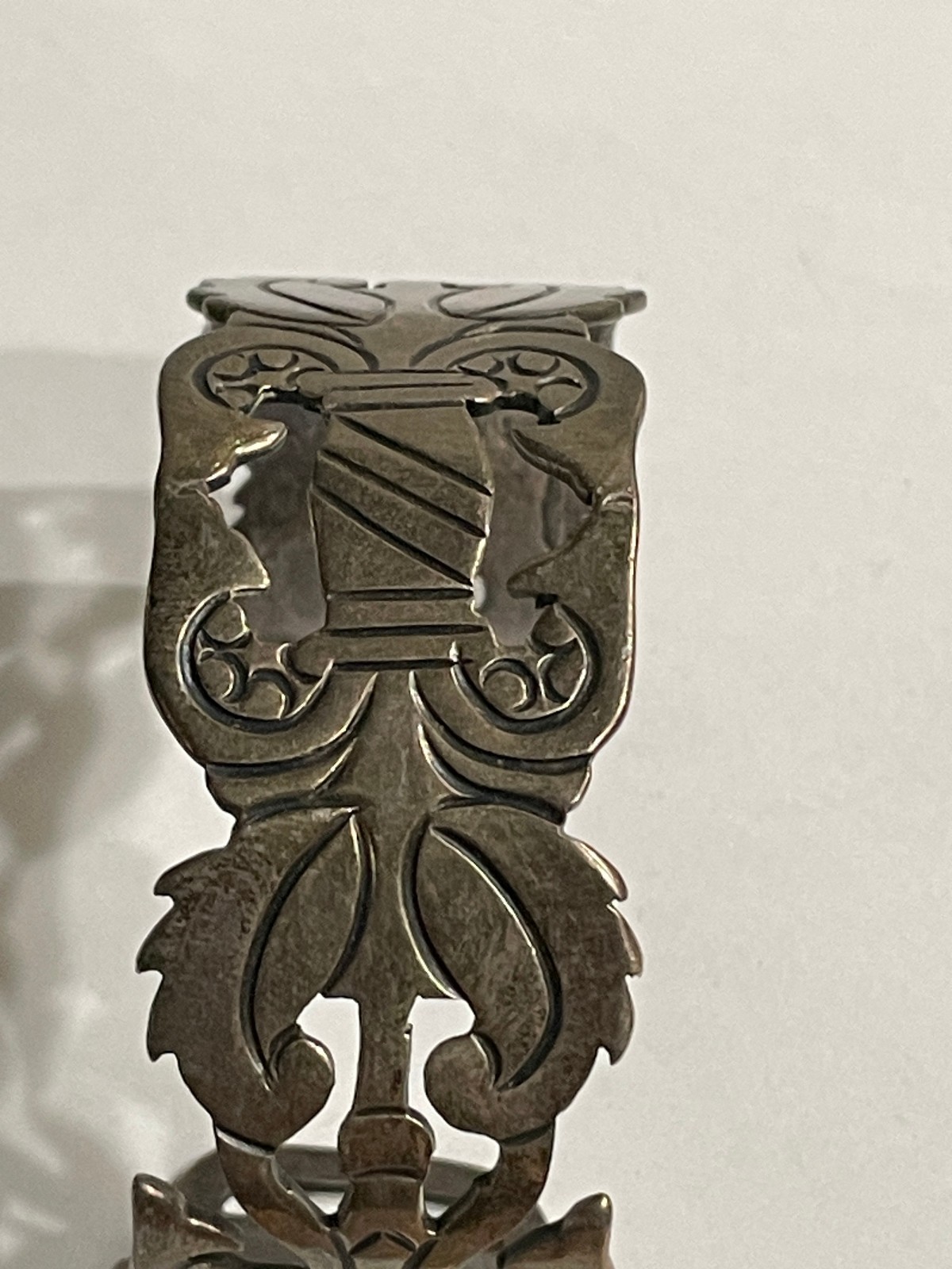 Early Taxco Artemio Navarrete Cuff Bracelet. 980 Silver. 1940s Mexico. Vintage