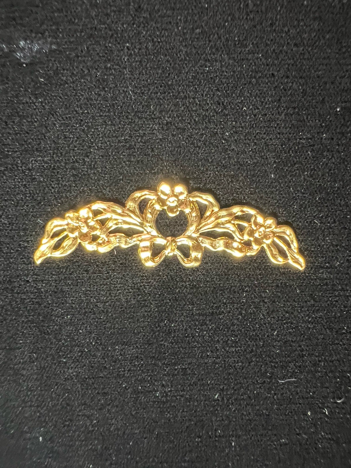 Large Vintage Gold Plated Brass Stamping Bows/Floral Sconce for Jewelry/Crafting