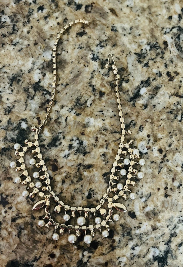 Vintage Clear Crystal Pearl Gold Tone Cascading Collar Beaded Garland Necklace