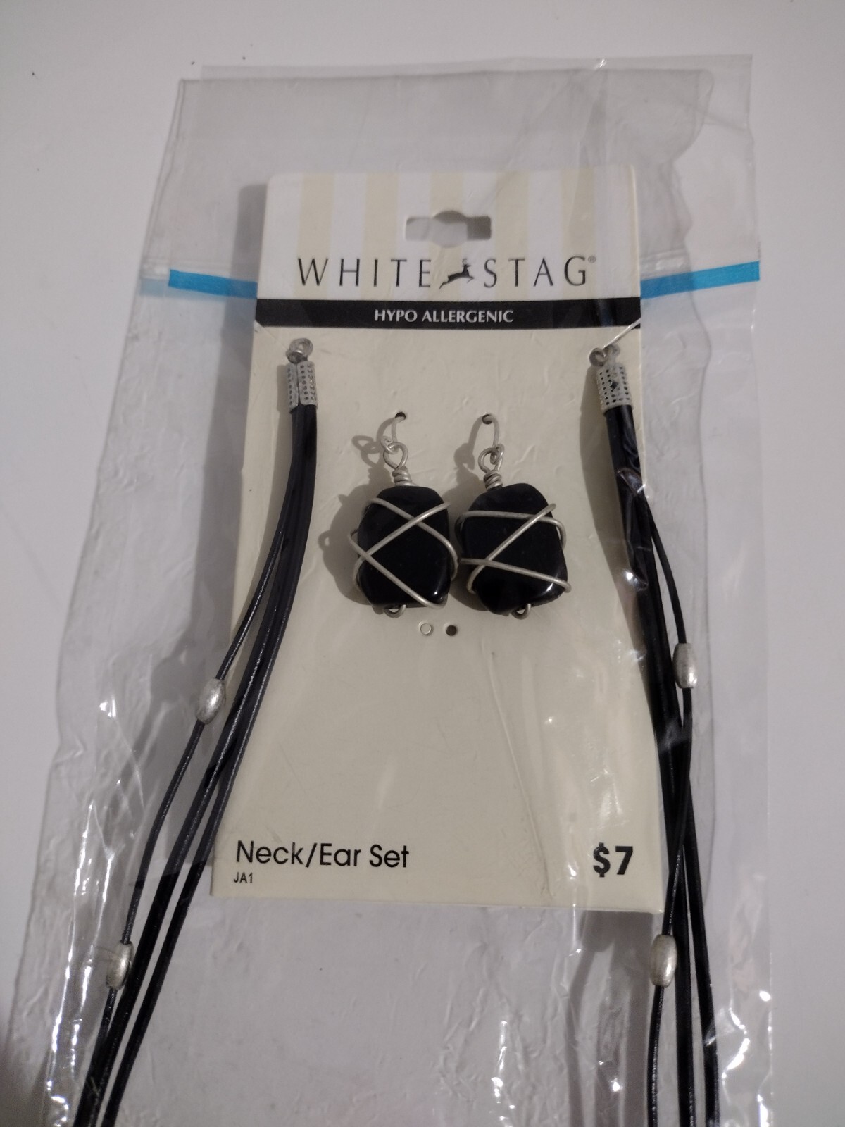 White Stag Rhinestone Necklace Earrings Hypoallergenic Set (New) WOMENS FASHION