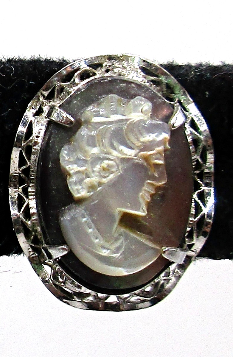 Vintage 1950’s Signed Sorrento AC Sterling Silver Carved Cameo Screw Bk Earrings