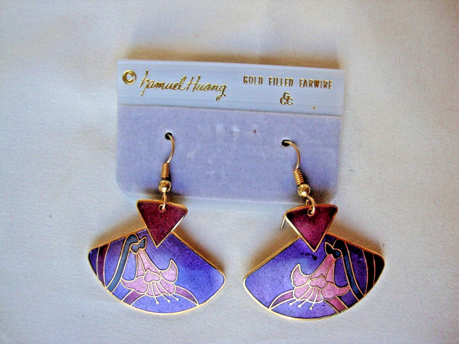 VINTAGE SAMUEL HUANG DESIGNER CLOISONNE LILLY PINK RED GREEN & PURPLE EARRINGS