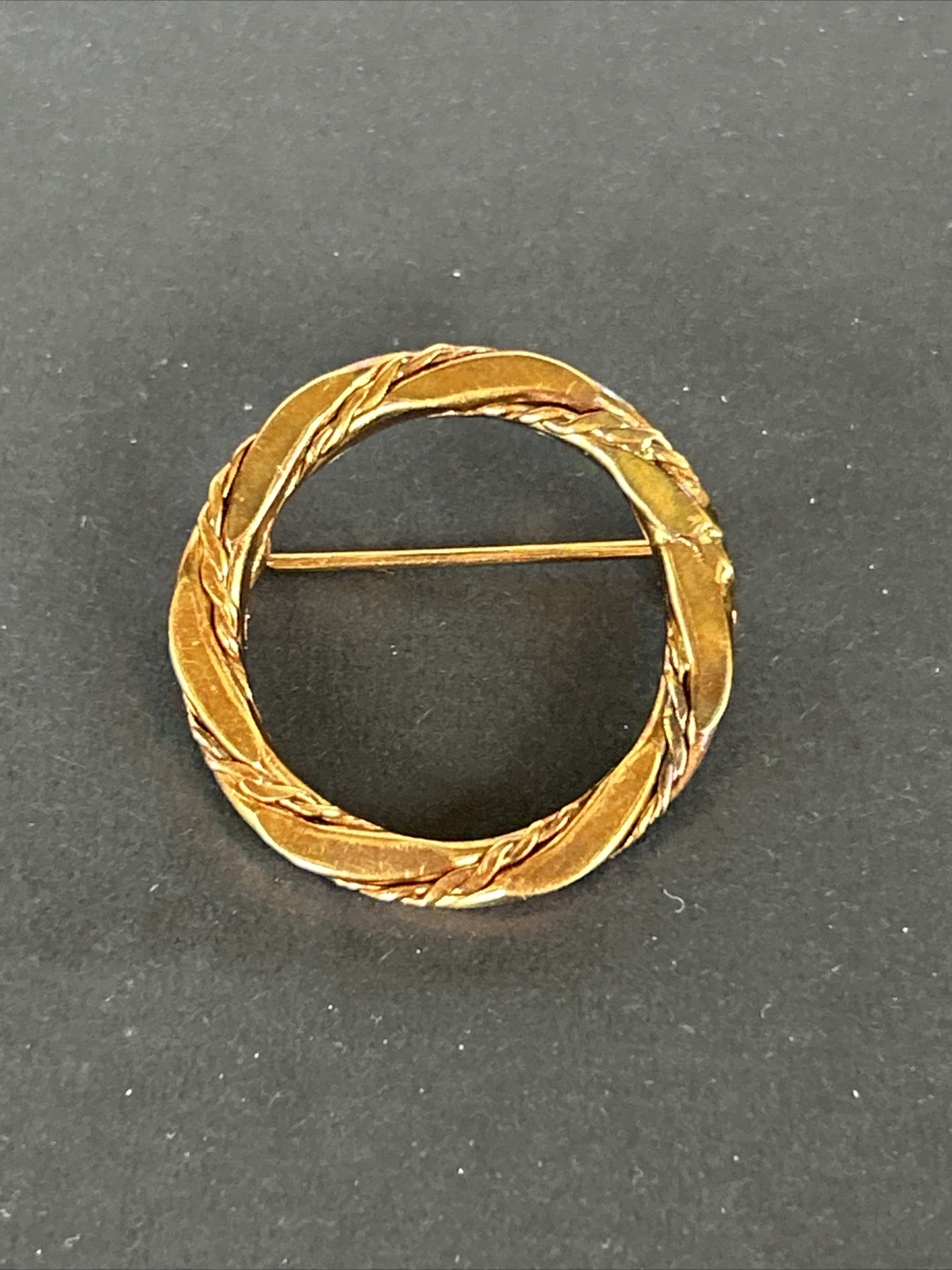 Vintage Copper Tone Circle Brooch Pin Braided Good Weight 1”+
