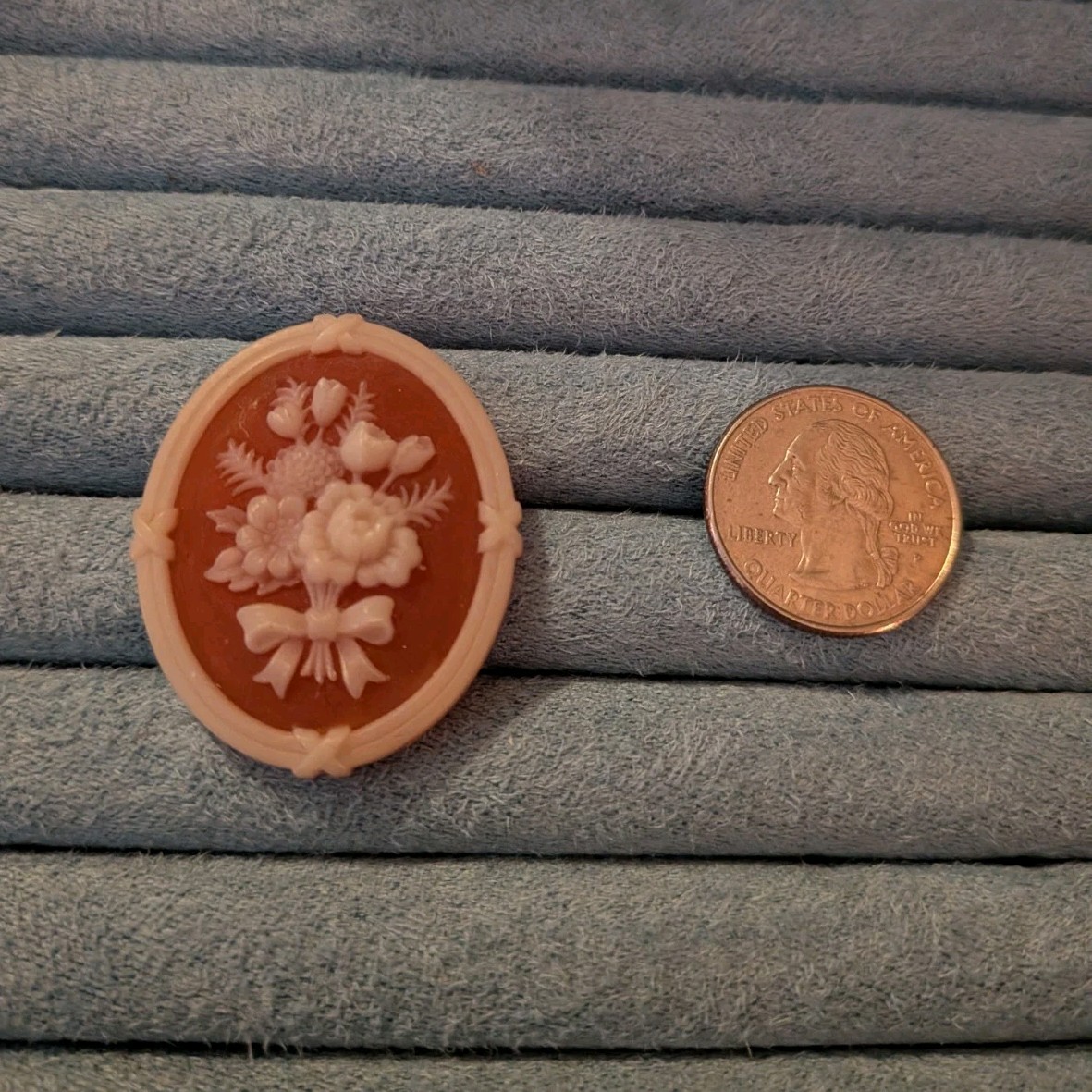 Vintage Oval Floral Brooch Pin Orange White Plastic Flowers & Plants Bow