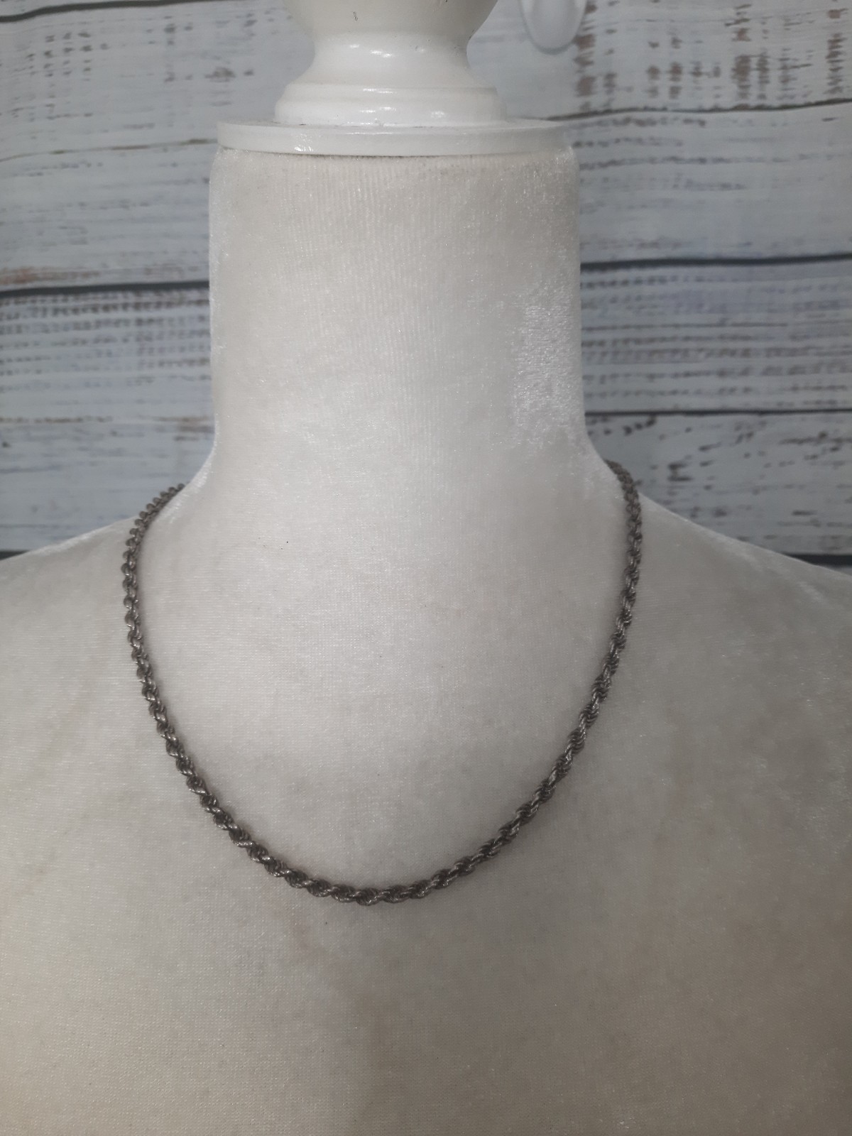 Rope Chain Twisted Silver Tone Vintage Princess Length 19 3/4″
