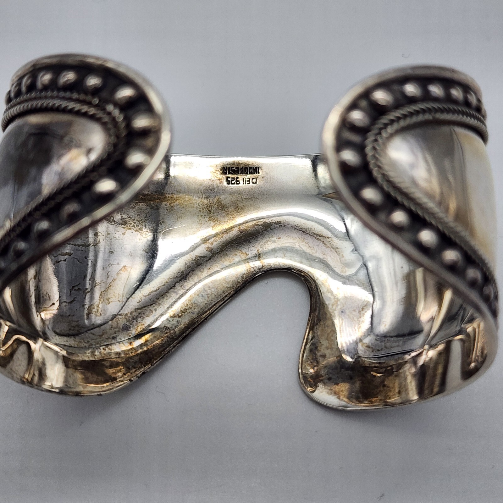 DELL Bead Modernist Abstract – Sterling Silver 925 Wide Cuff Bangle – 6.8″