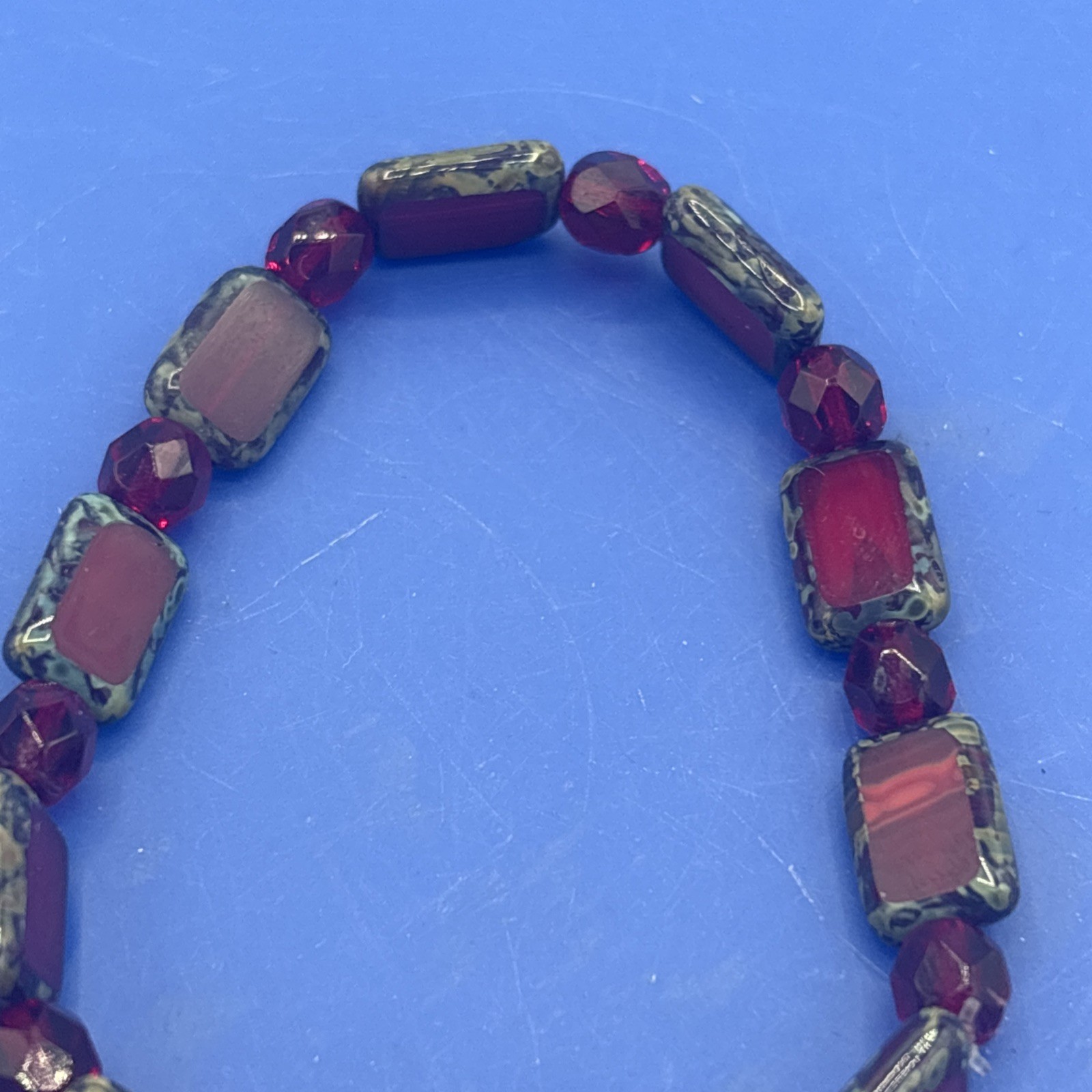 Vtg Red Glass Stretch Bracelet Faceted Beads Painted Earthy Rectangular Accents