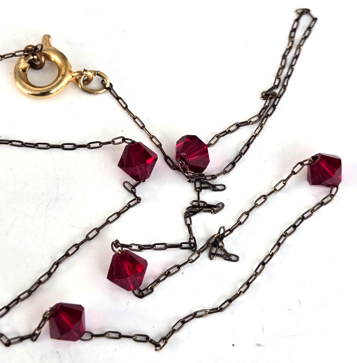 Vintage Red Bicone Crystal Bead Antiqued Gold Tone Chain Choker Necklace 14.25″