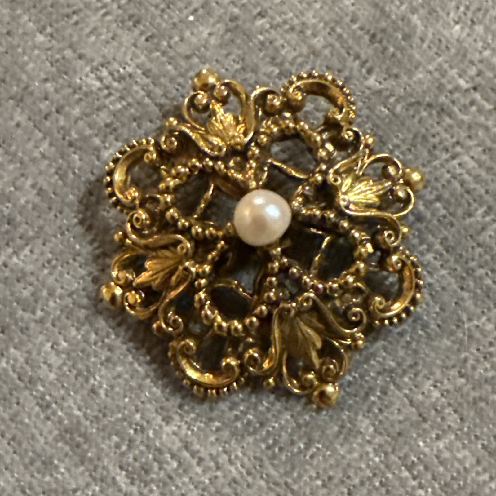 VTG Gold Tone TACOA Victorian Open Scroll Brooch Faux Pearl Floral Pin