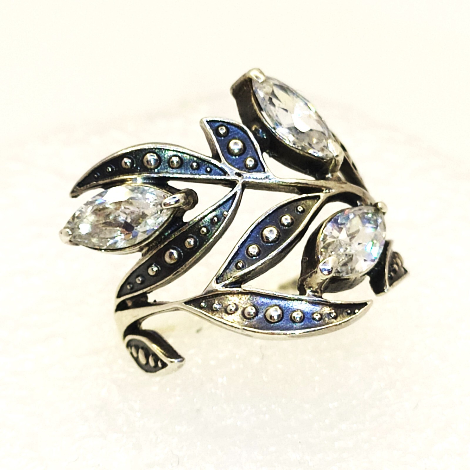 Vintage Luxury RING Silver 925 with Bright Stones -size: 8.25US (18.5mm) | #59