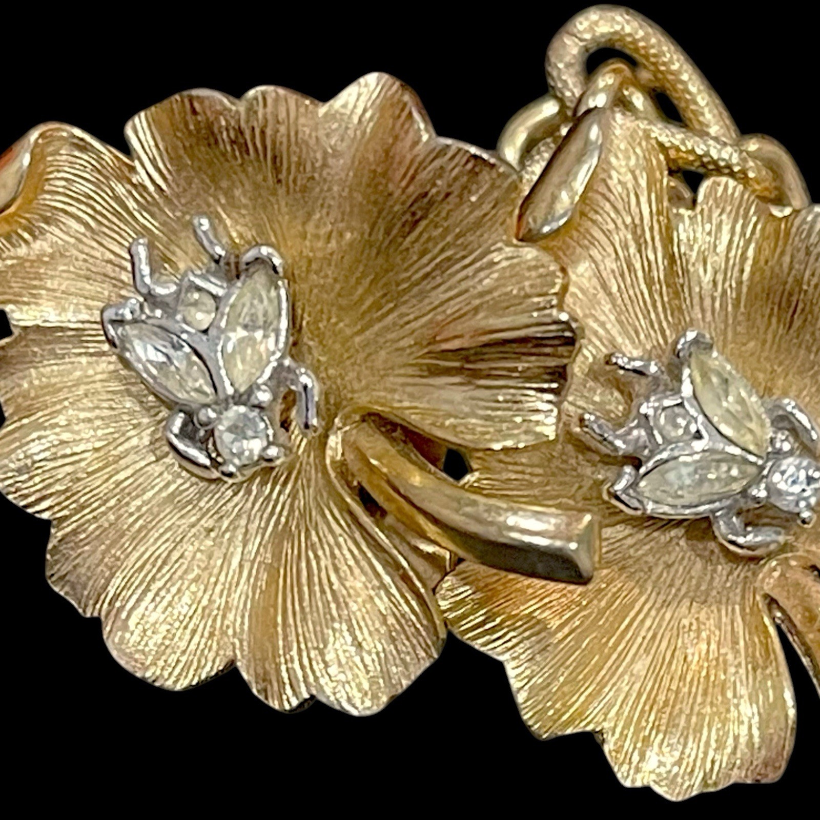 Crown Trifari Convertible Dress Clips or Earrings Leaf Rhinestone Insect Fly Vtg