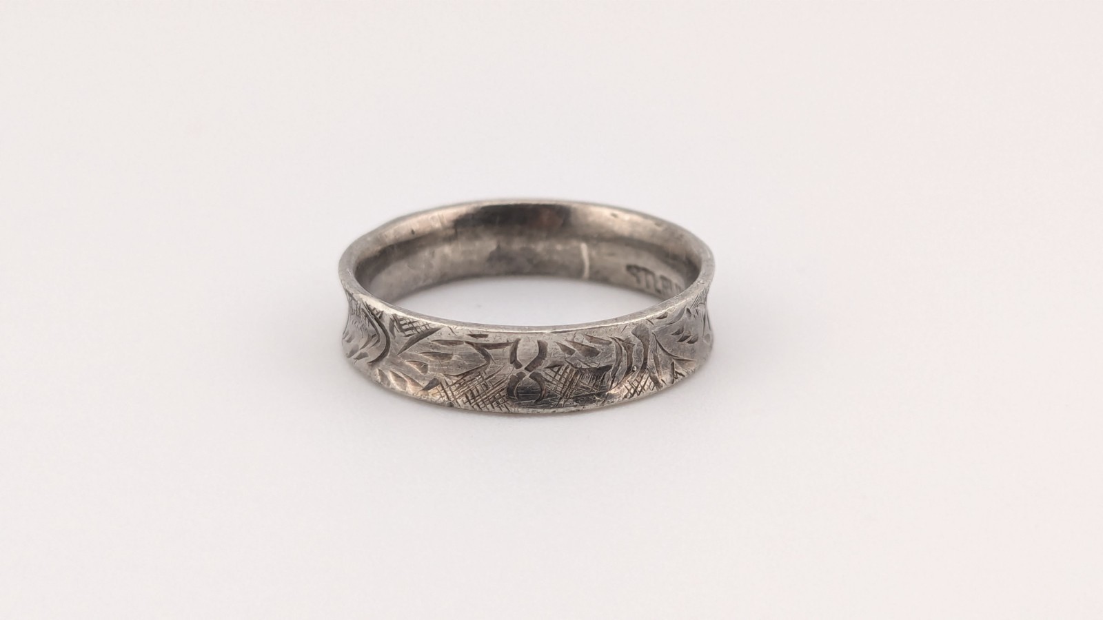 Vintage Sterling Silver Ring Etched Unique Nature Leaf Flanged Edges Size 6.75