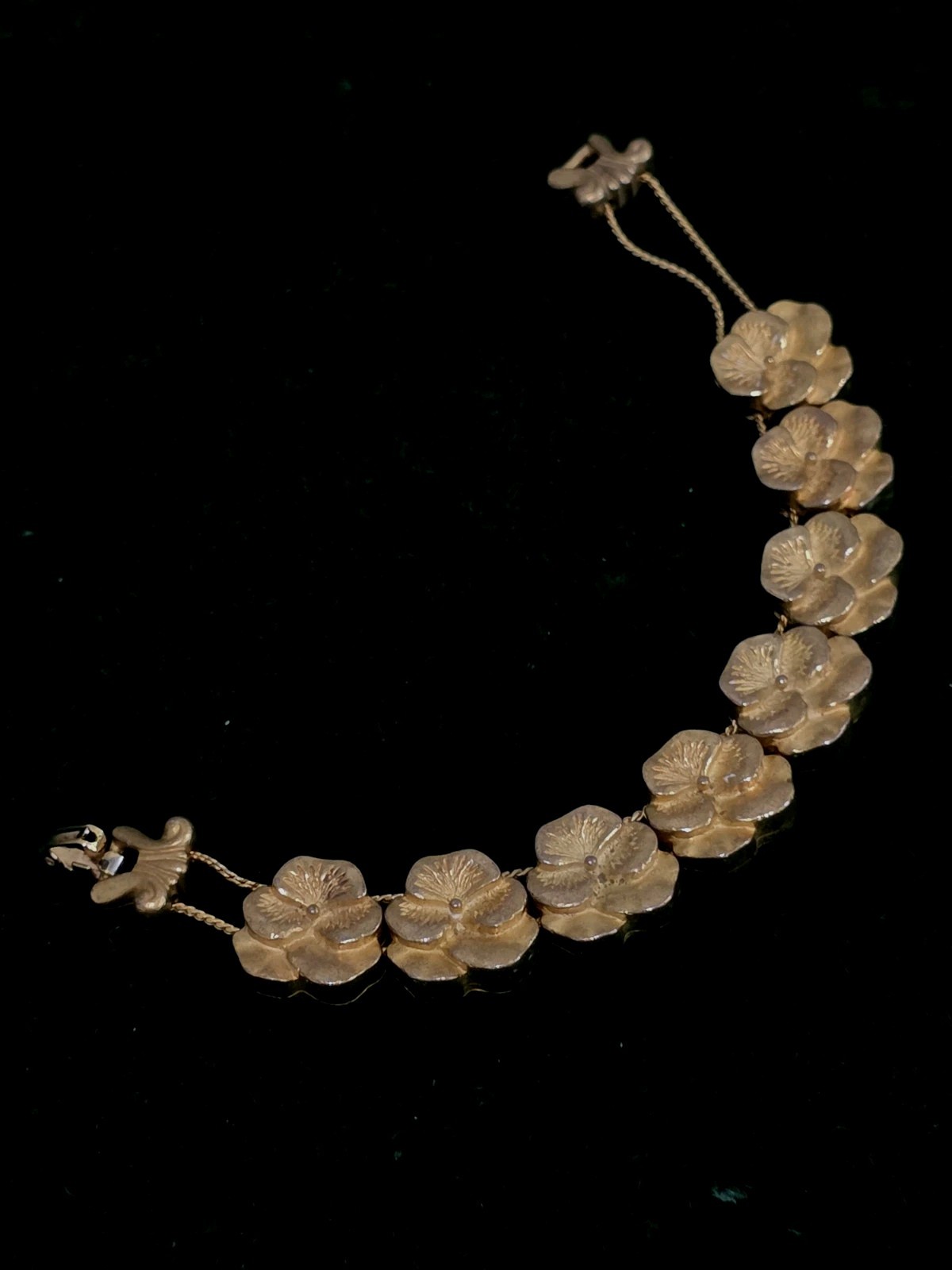 Vintage Goldtone Pansy Flower Slide Chain Bracelet