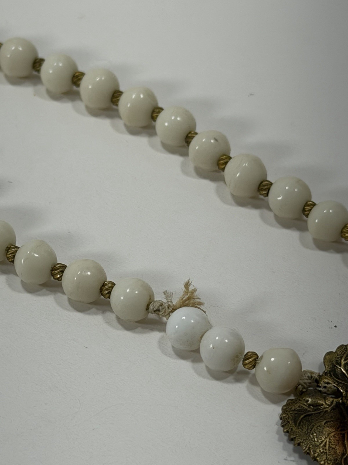 Stunning Antique Natural White & Pink Coral 18” Necklace 34g