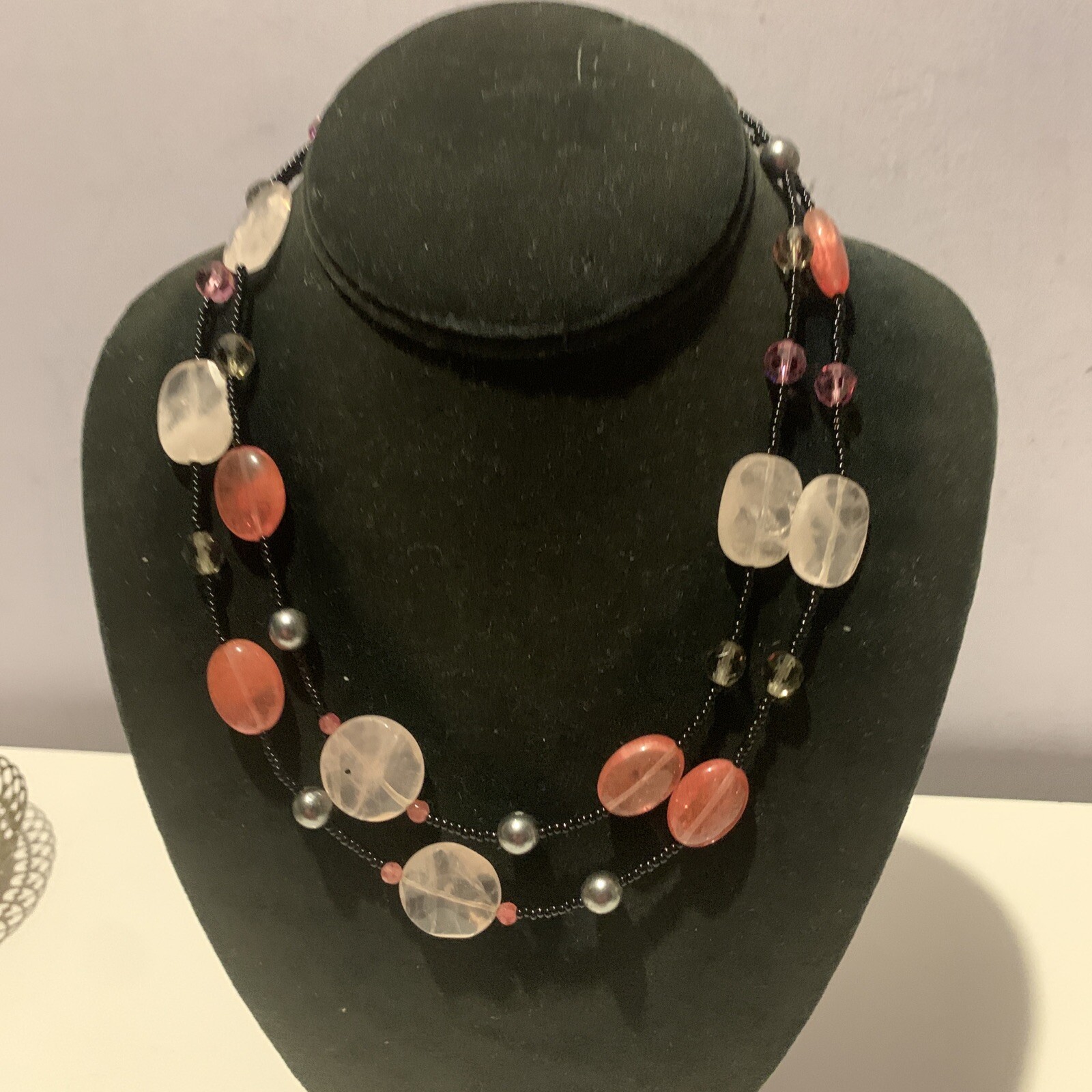 STUNNING VINTAGE ESTATE ROSE QUARTZ & CARNELIAN BLACK MICRO BEADS NECKLACE 36″