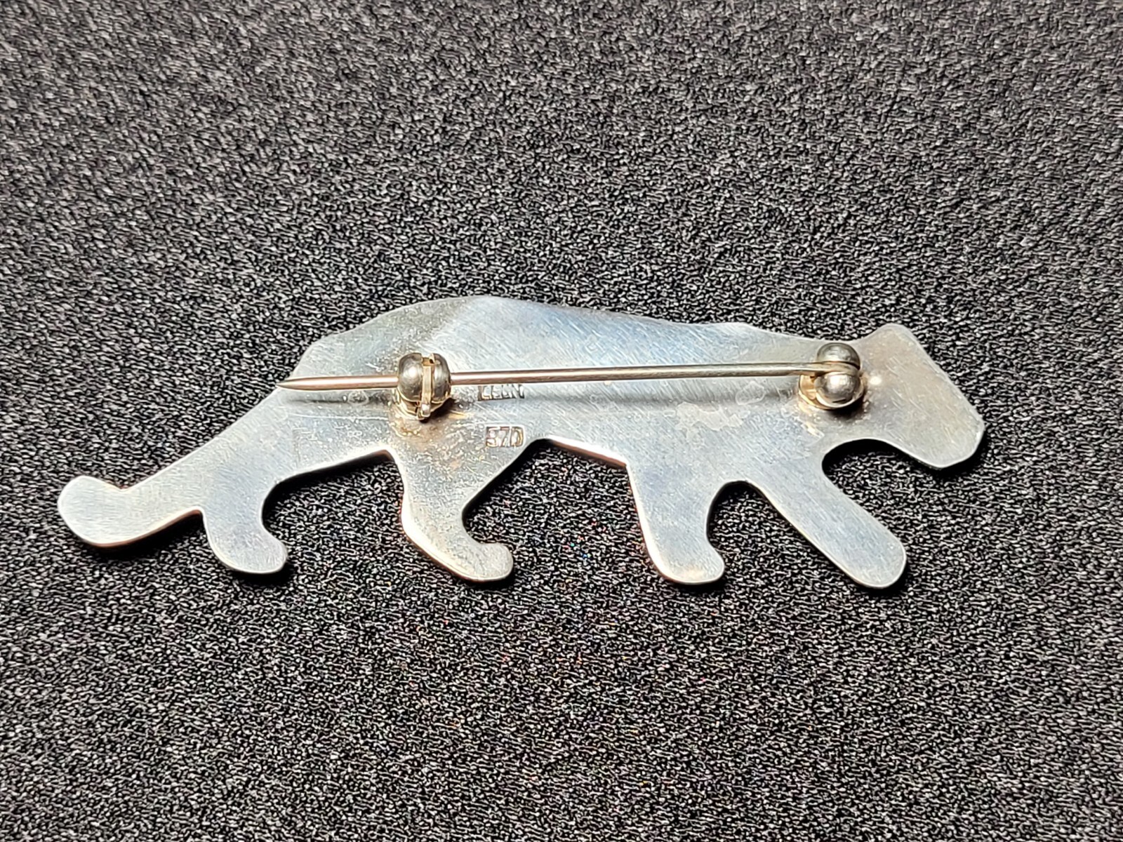 Leopard Brooch Pin Unknown Artist 970 Silver 7.1 Grams I-10055