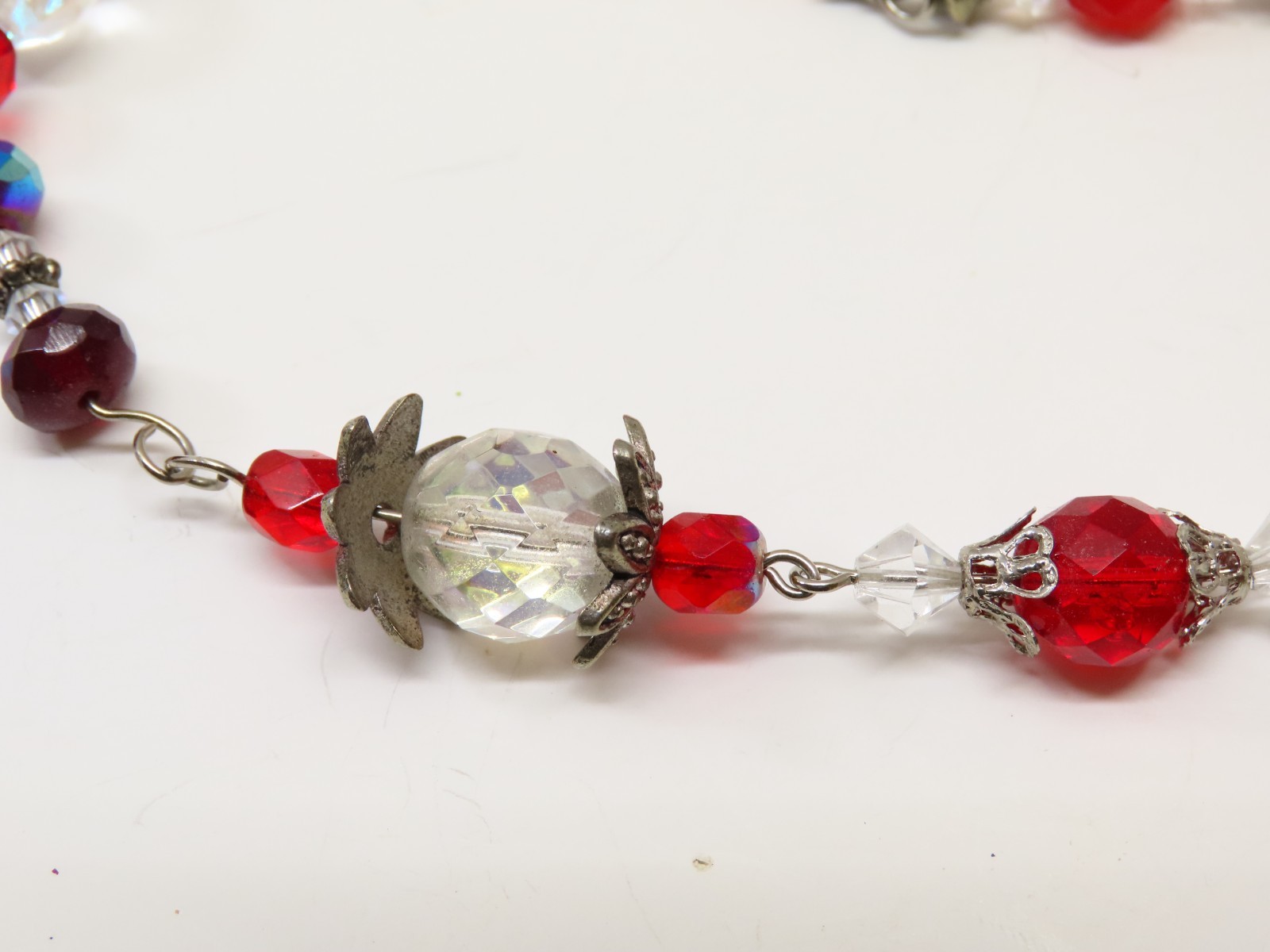 Vintage Necklace Red Clear AB Beaded Crystal Glass Faceted D5381