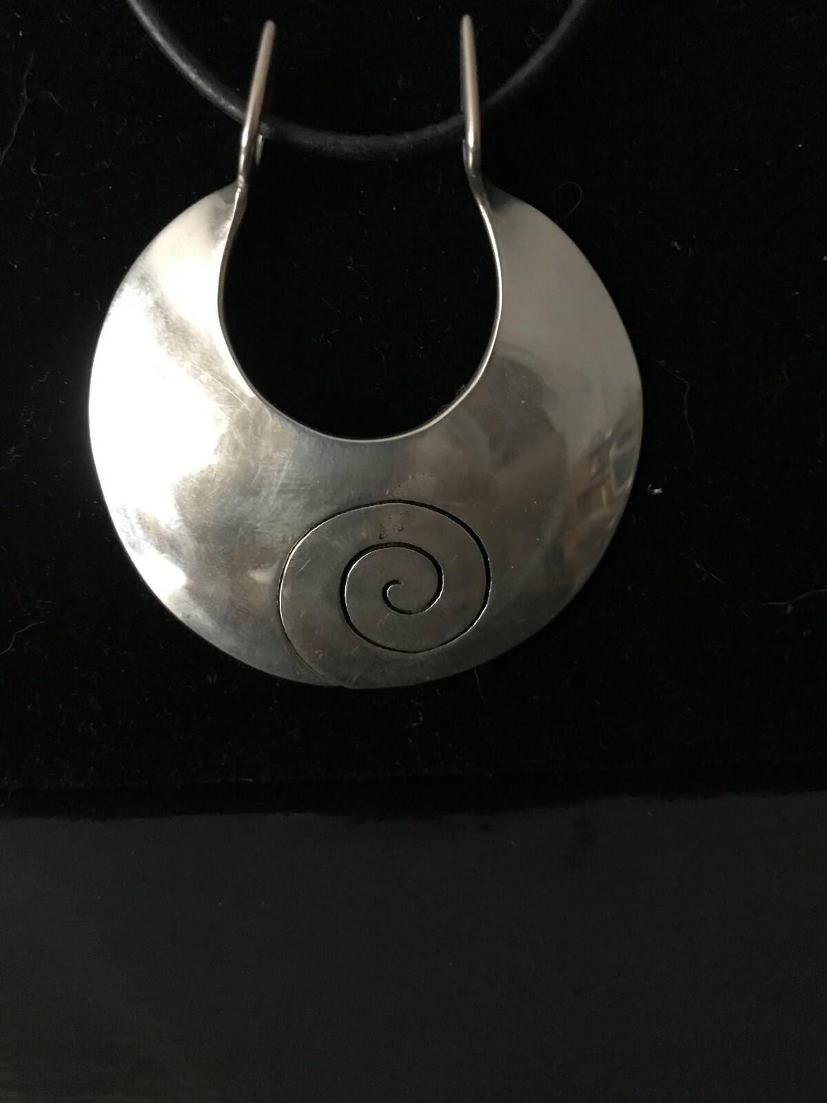Dominique Dinouart 925 Pendant Necklace Leather Cord 925 Mexico 28″ unclasped