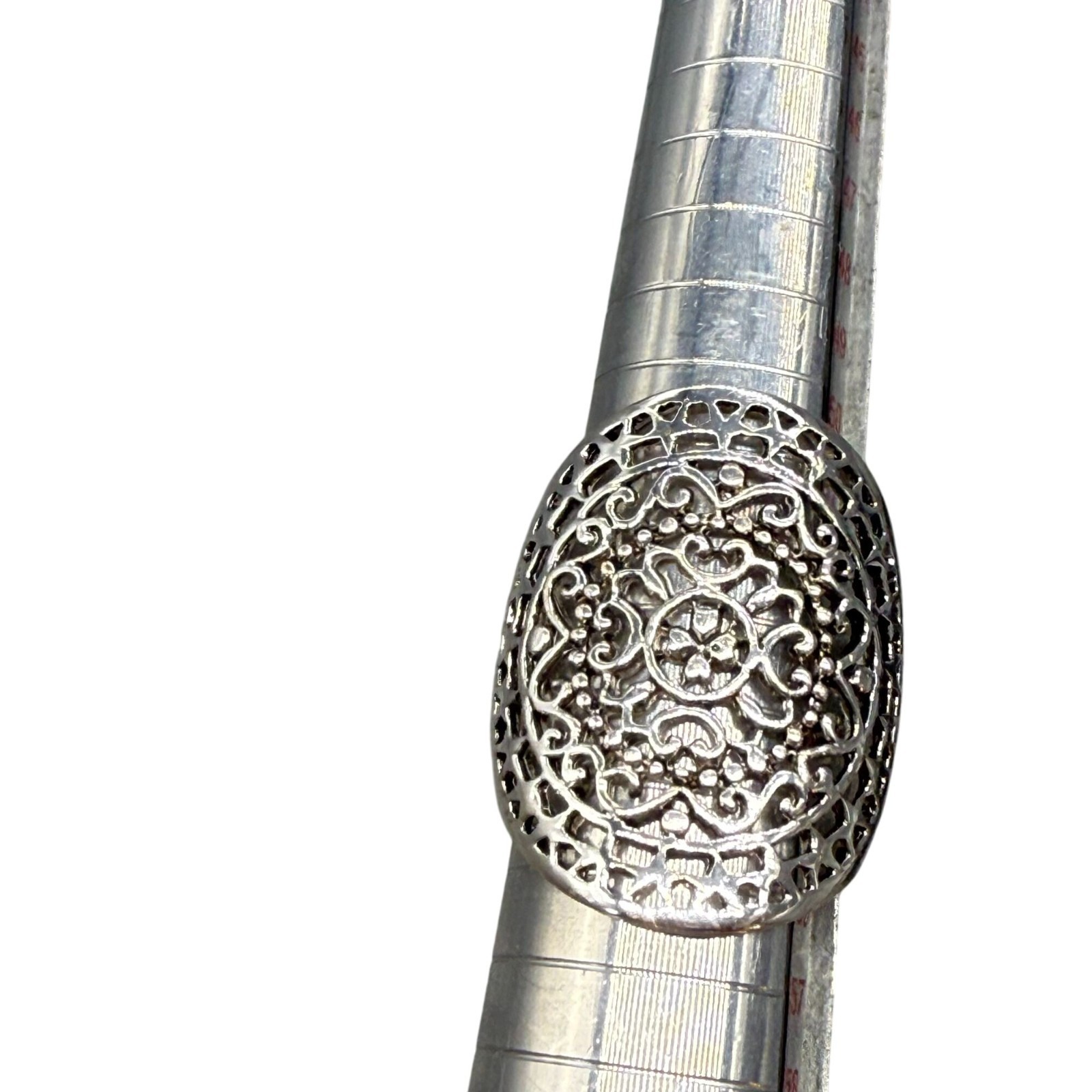 Vintage CW Sterling Silver Oval Filigree Flower Leaf Ring Size 7 Silver Tone Ret