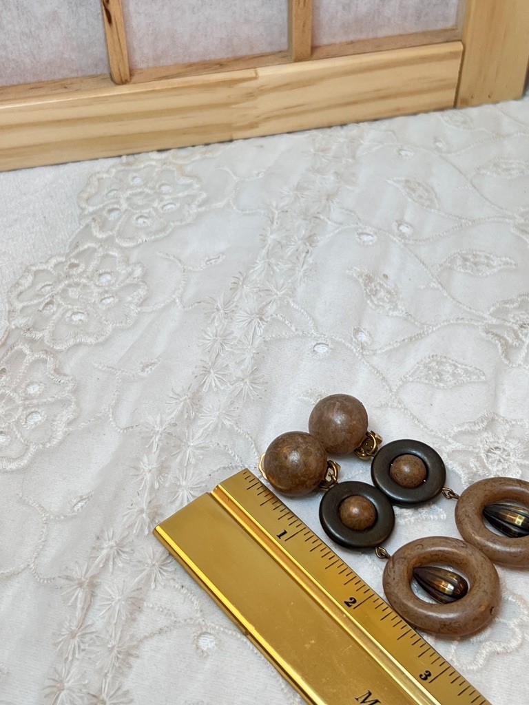 Vintage Wooden Circle Earrings Clip ON Modernist Style Brown Lightweight 3″L
